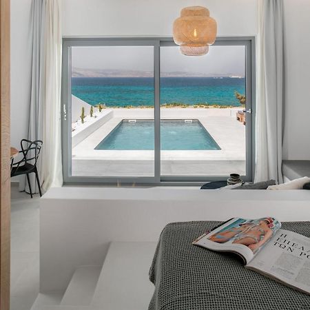Seanfinity Beachfront Suites Mikri Vigla Esterno foto
