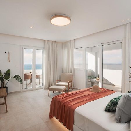 Seanfinity Beachfront Suites Mikri Vigla Esterno foto