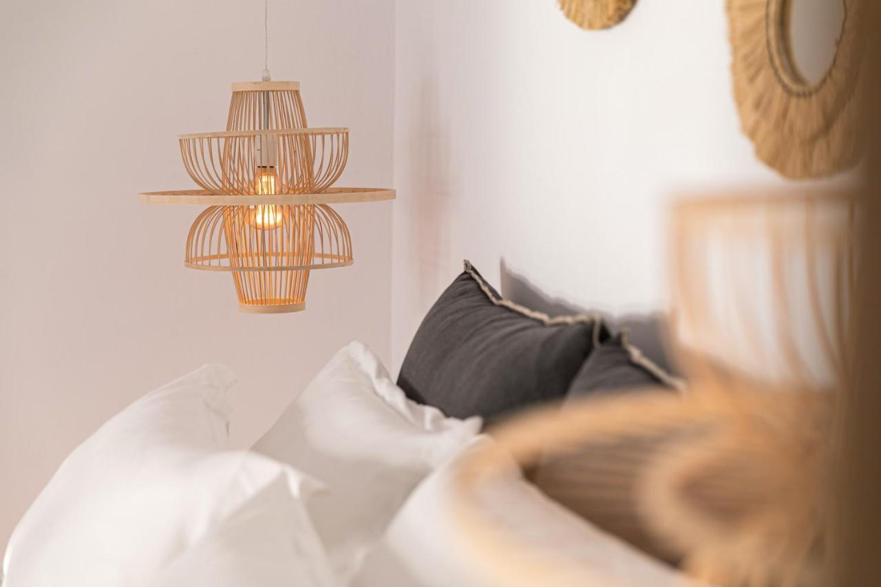 Seanfinity Beachfront Suites Mikri Vigla Esterno foto