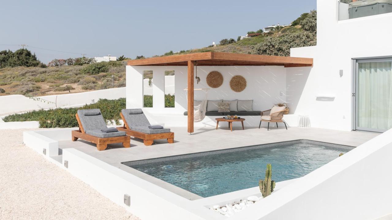 Seanfinity Beachfront Suites Mikri Vigla Esterno foto