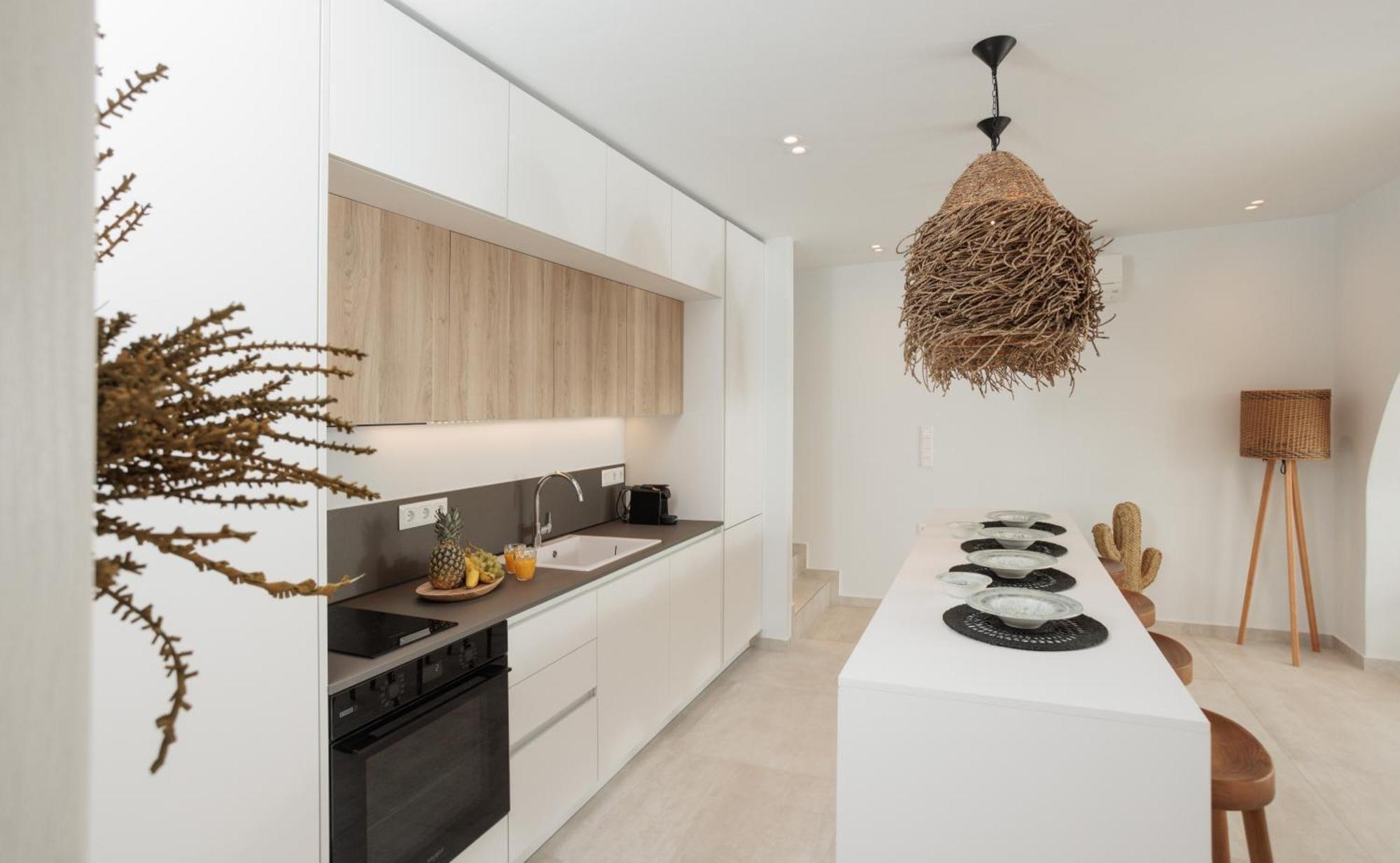 Seanfinity Beachfront Suites Mikri Vigla Esterno foto