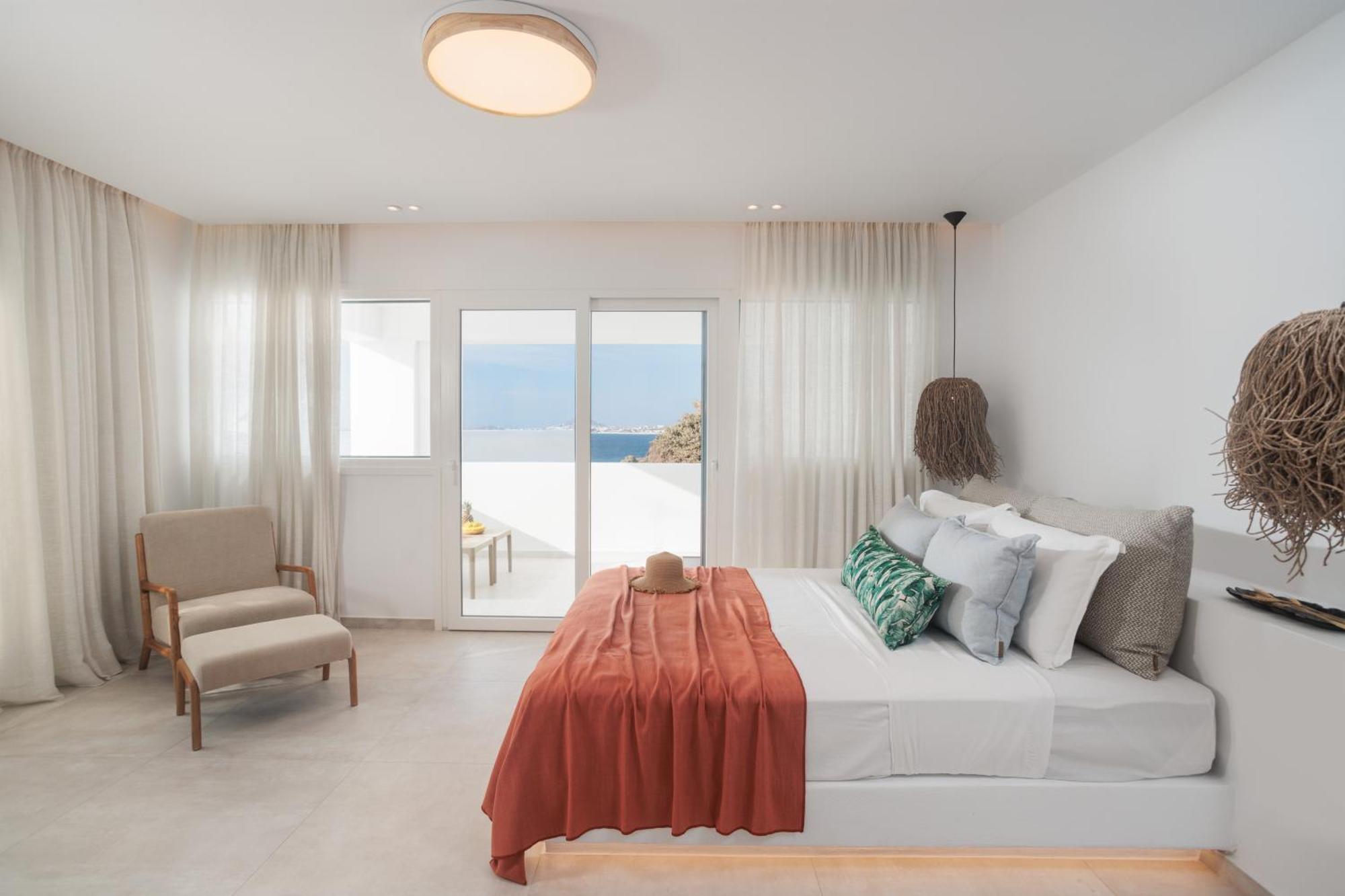 Seanfinity Beachfront Suites Mikri Vigla Esterno foto