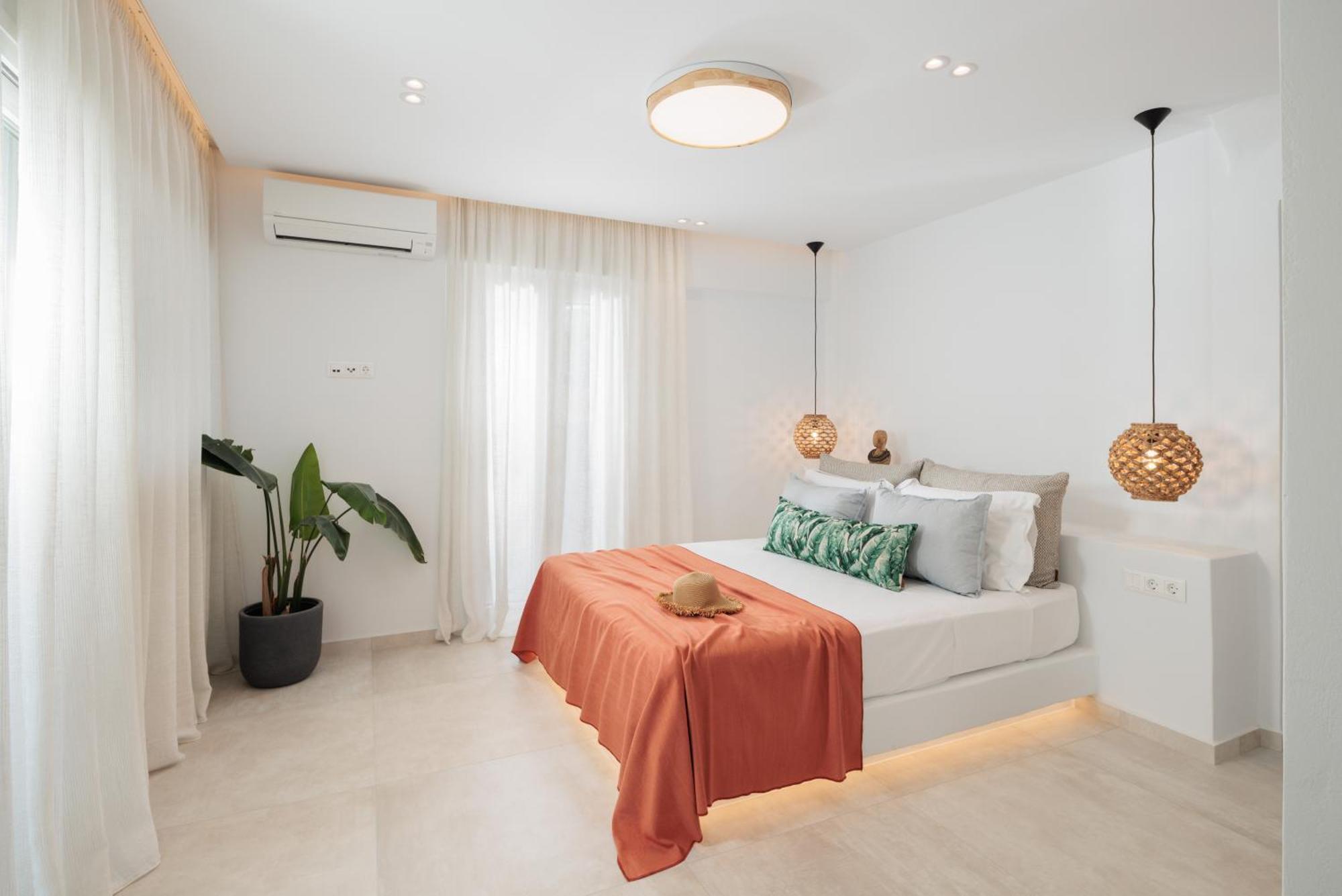 Seanfinity Beachfront Suites Mikri Vigla Esterno foto