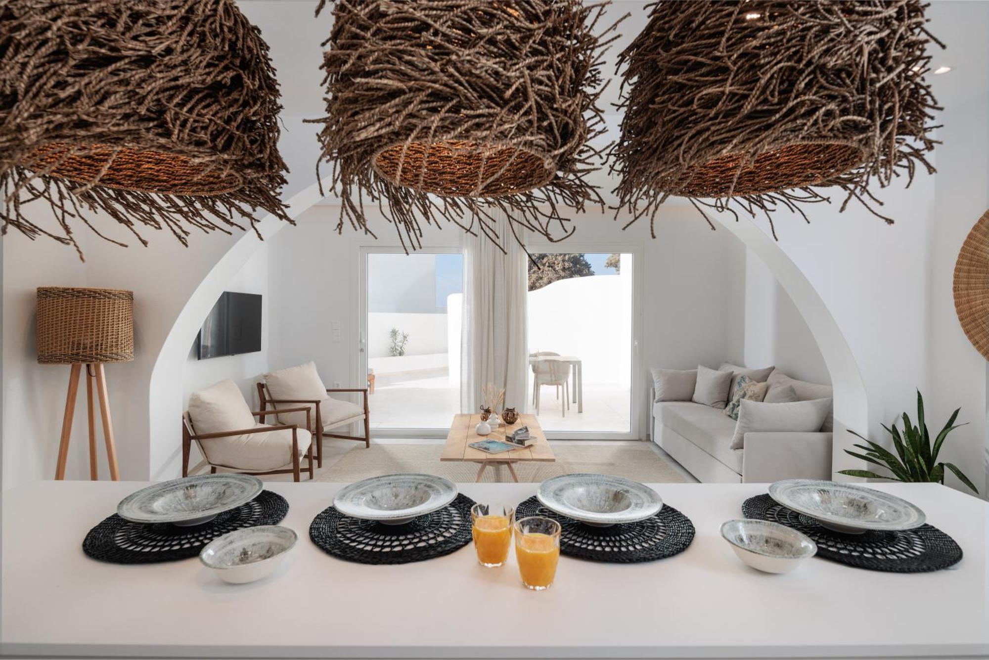 Seanfinity Beachfront Suites Mikri Vigla Esterno foto